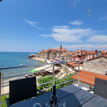 Apartman Dora With Sea View And Terrace ウマグ エクステリア 写真